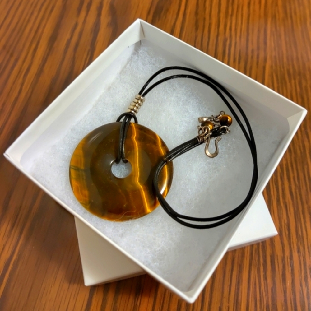 Handmade Tiger's Eye Disc Necklace